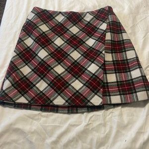 Ultra high rise plaid extra small Hollister skirt